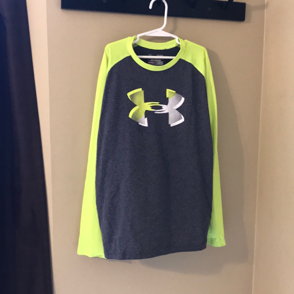 Under Armour long sleeve shirt